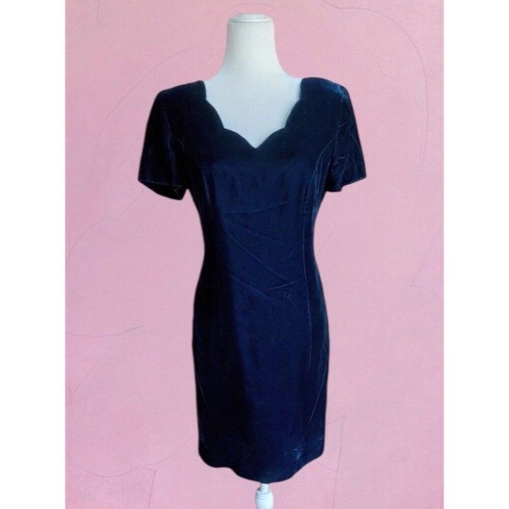 Vintage Velvet Dress Ann Taylor 90s Scalloped Whimsical Rayon Cocktail Dress 4